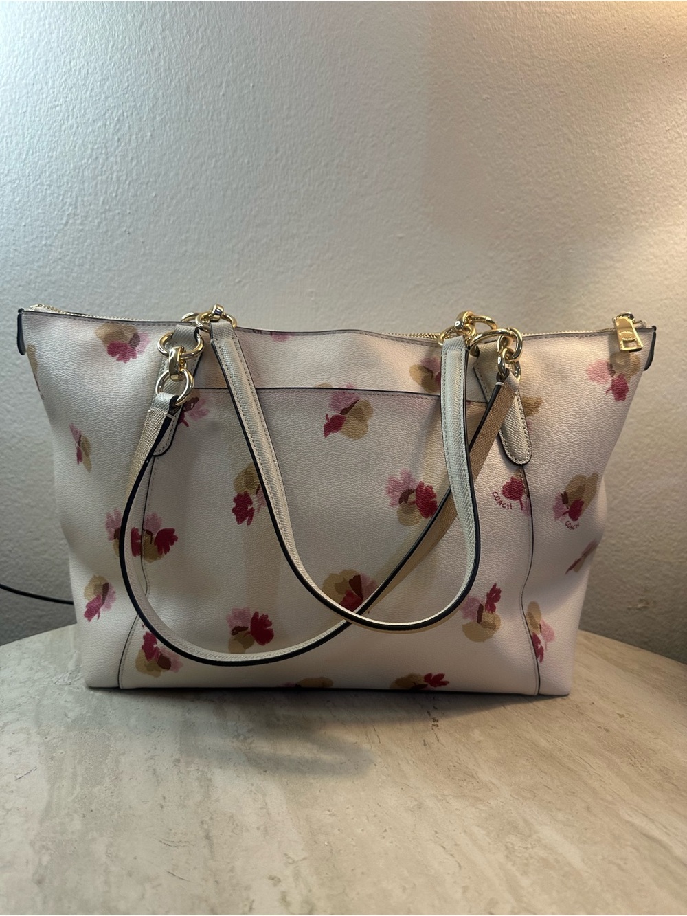 Coach White Floral Print Leather Tote with Pink and Tan Accents - Picture 4 of 12